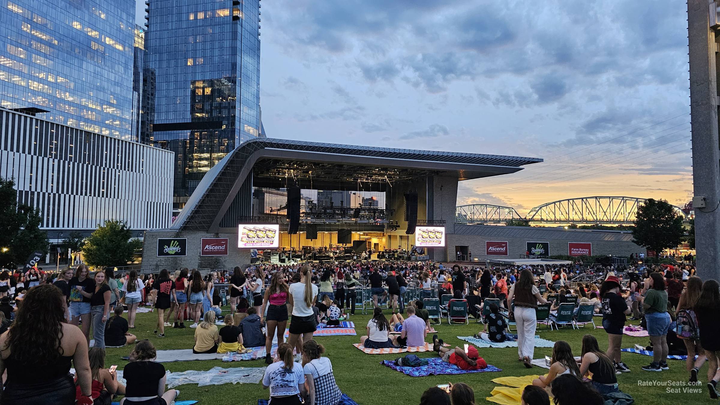 Ascend Amphitheater Lawn Seats 8610